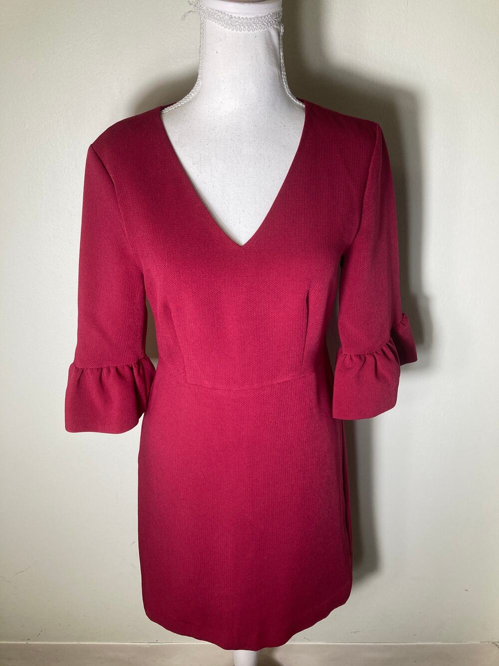 Draper James Dark Red 3/4 Sleeve V-Neck Back Zip Knee Length Dress Sz 2